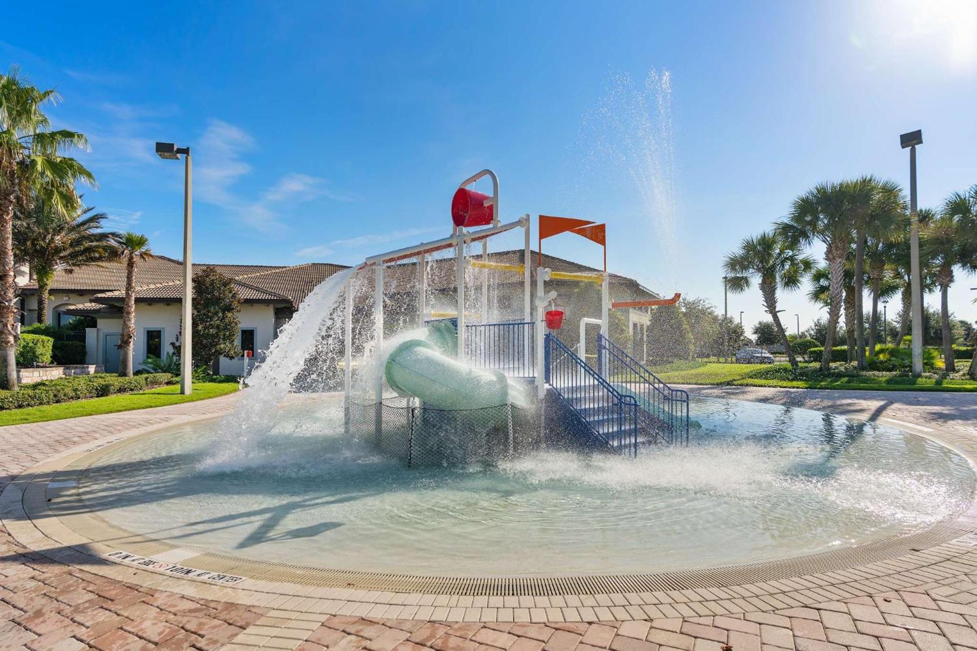 Upstay Championsgate W Pool Bbq & Game